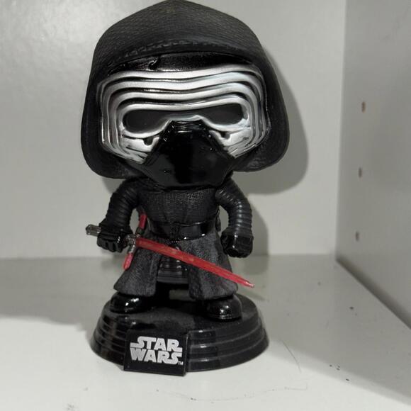 Star Wars Funko Pop Bundle Lot of 5 Kylo Ren BB8 Luke Skywalker Praetorian Guard - Picture 7 of 8